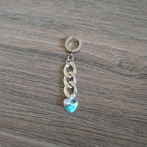 EMMA • Orecchini a maglie di catena • Orecchini a catena d'oro • Orecchini a catena d'argento • Pendenti a catena a cuore d'argento • Orecchini a cuore d'oro