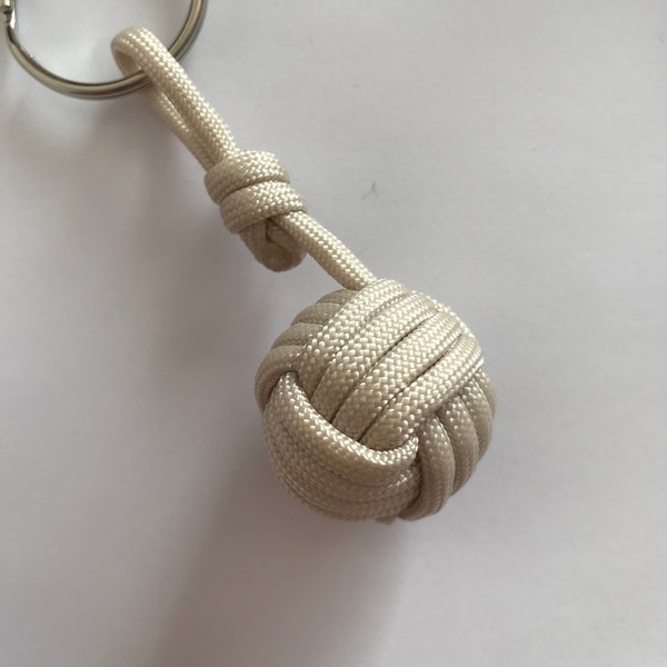 Porte clé Pomme de Touline beige en Paracord - Fait main