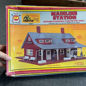1:87 HO Scale / Gauge A H M #15811 Mainline Station  Kit * Sold As Is * Model Train* Diorama * ShopMiniDecorandMore