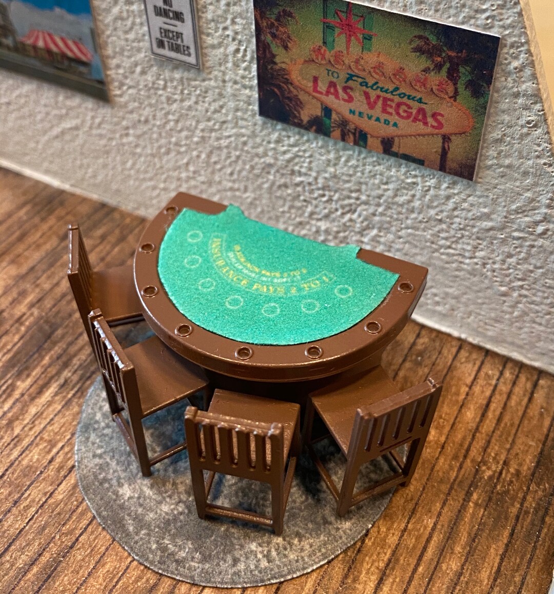 148 Scale Blackjack Table & 4 Chairs Kit Dollhouse Miniature O Scale