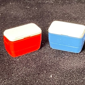 1:48 scale Cooler Kit * Dollhouse Miniature * O Gauge * 3D Printed * ShopMiniDecorandMore * Diorama * Model Train * Quarter Scale
