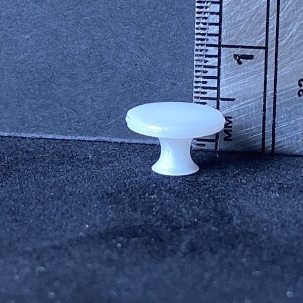 1:144 Scale Round Kitchen Table Kit * Dollhouse Miniature * N Gauge * 3D Printed * ShopMiniDecorandMore * Diorama * Model Train * Micro