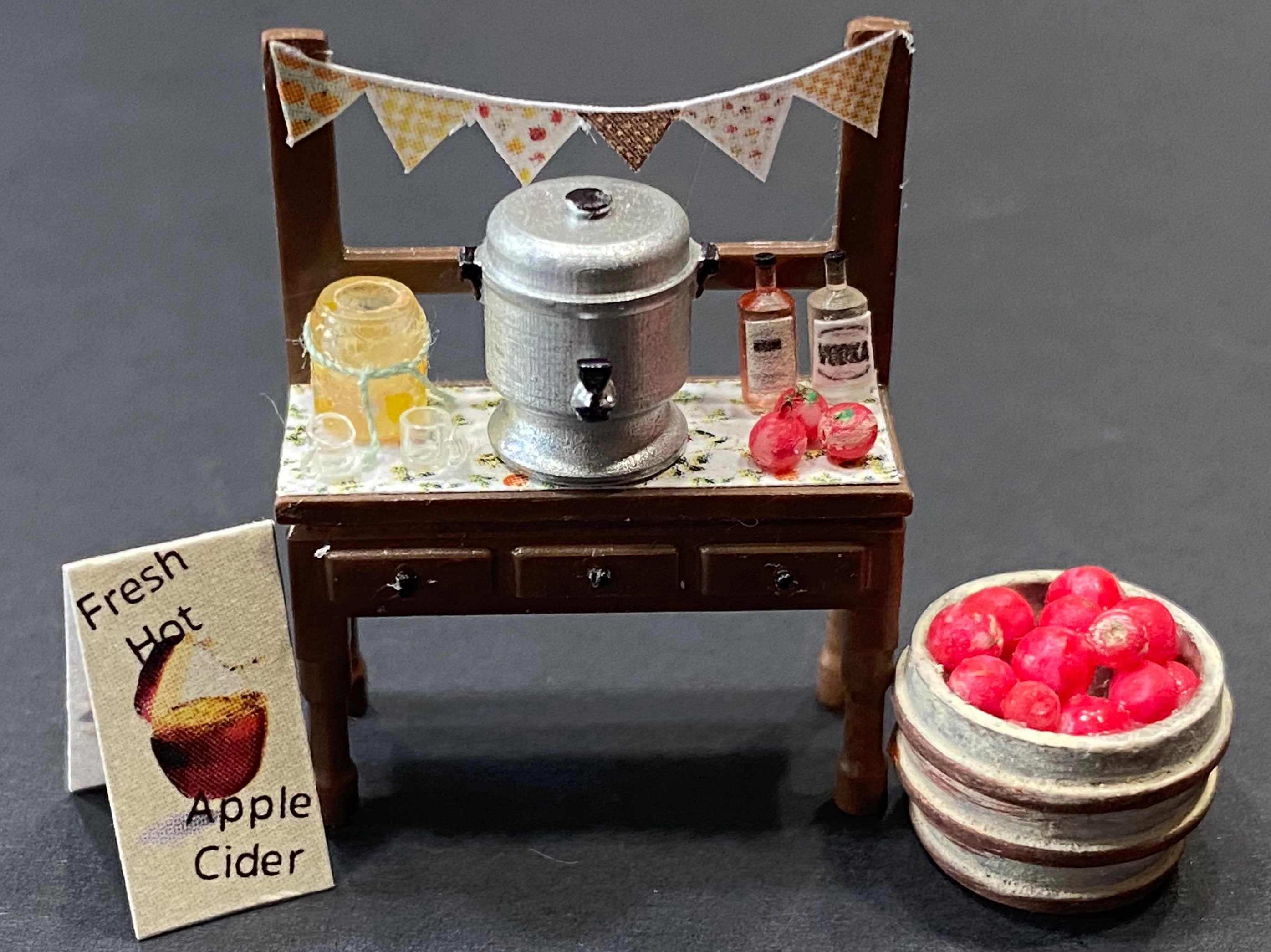 1:48 Scale Hot Apple Cider Stand Kit * Dollhouse Miniature * O Scale /  Gauge * ShopMiniDecorandMore * Diorama * Model Train