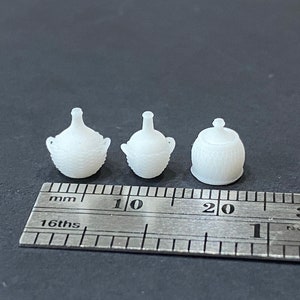 1:48 Weiden Demijohn Flaschen (3) Kit * Puppenhaus Miniatur * O Scale / Gauge 3D Gedruckt * ShopMiniDecorandMehr * Diorama * Modellzug