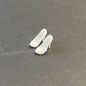 1:24 Scale High Heel Shoes (1 Pair) Kit * Dollhouse Miniature G Scale Gauge 3D Printed ShopMiniDecorandMore *Diorama Model Train Half Scale