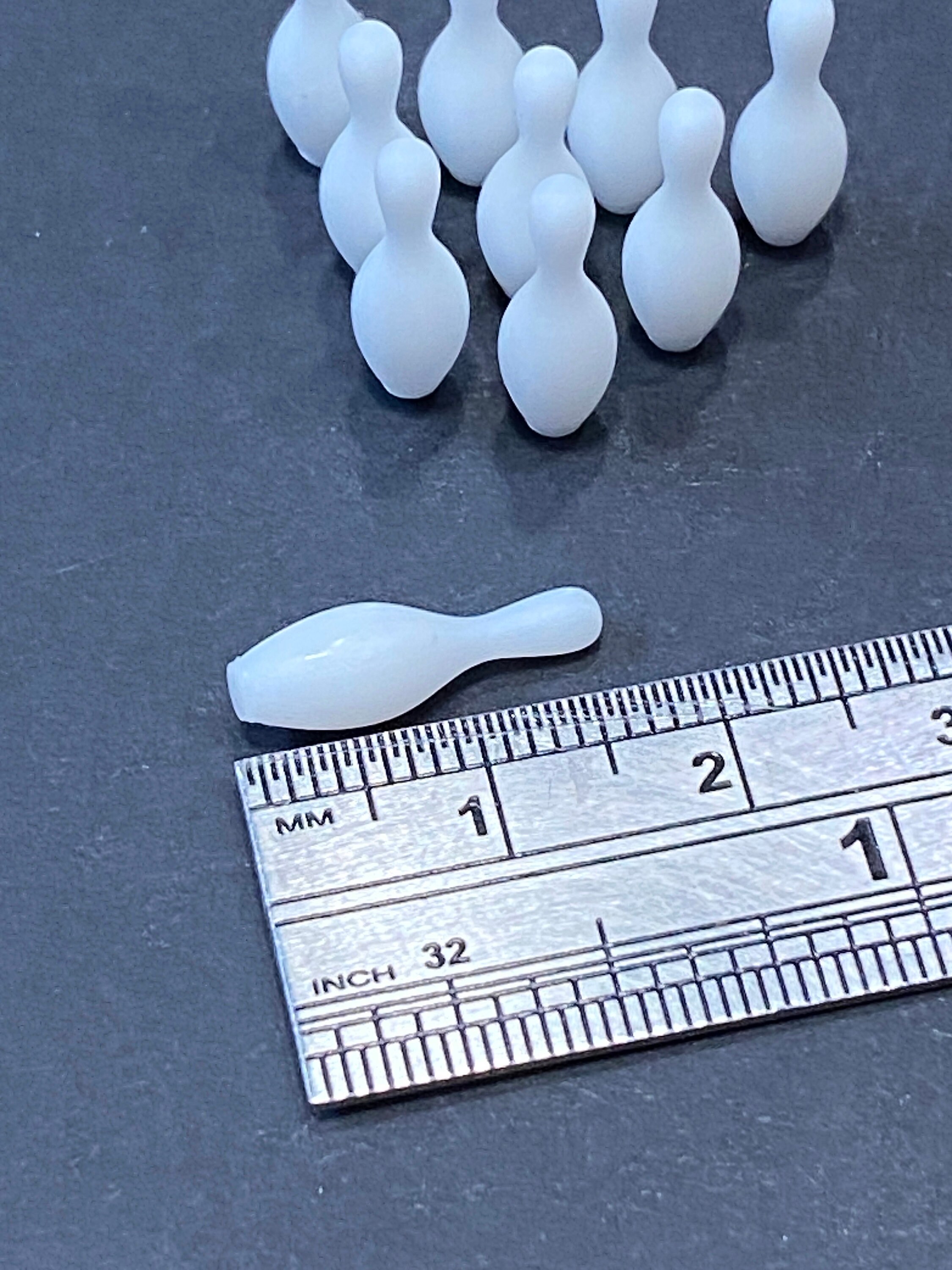 1:24 Scale Bowling Pins (10) Kit * Dollhouse Miniature * G Gauge * 3D ...