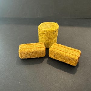 1:48 Scale Hay Bales -  2 Rectangle or 1 Lg Round  * Dollhouse Miniature * O Gauge * ShopMiniDecorandMore * Diorama * Model Train * Quarter