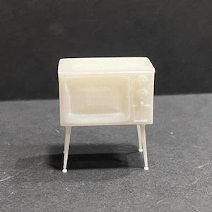 1:24 Scale Vintage TV Set Kit * Dollhouse Miniature * G Gauge * 3D Printed * ShopMiniDecorandMore * Diorama * Model Train * Half Scale