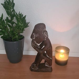 Westliche Papoea Stammes-Ahnenfigur aus den Highlands.