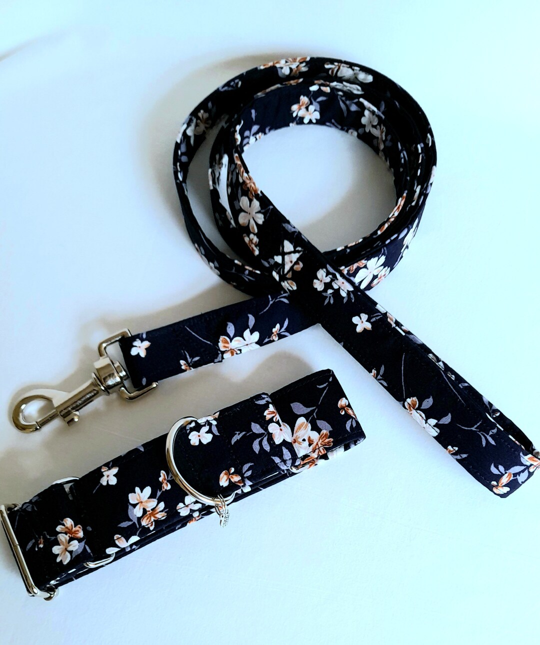 Martingale Collars and Matching Leads Etsy