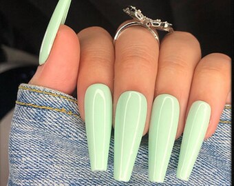 Daisy Nails Etsy