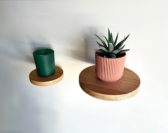 Round Wall Shelf in Recycled Solid Wood - Minimalist Design, Eco-Friendly and Handmade - Perfect for Plants, Decoration, and Storage