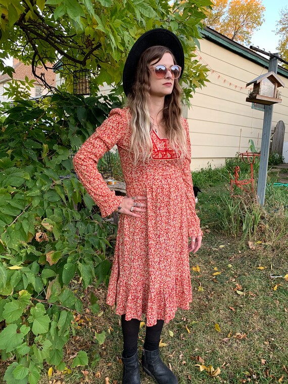 Vintage Red & White Floral Dress