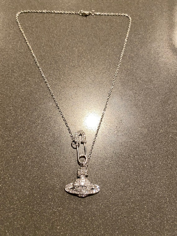 vivienne westwood necklace tarnishing : r/jewelry