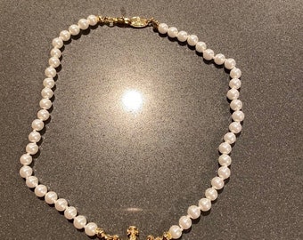 Vivienne Westwood Pearl Necklace - Gold