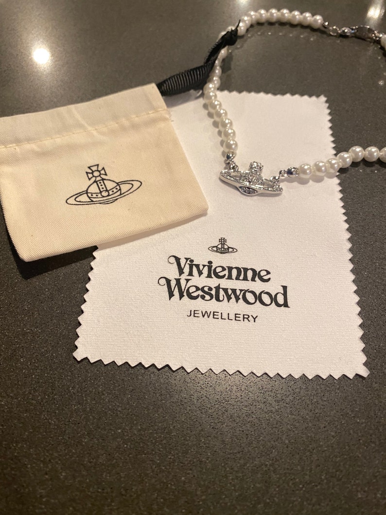 Vivienne Westwood Pearl Necklace - Silver 