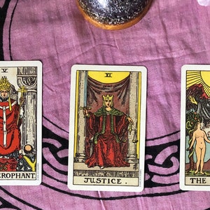3-kaart tarotlegging - nabije toekomst, middellange termijn, lange termijn
