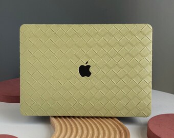 gucci macbook pro case