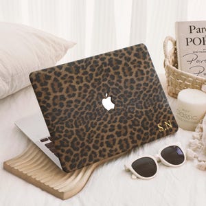 Klassische Leopard Leder Hart Leder Hülle für MacBook M2/M3 Air 13 Zoll MacBook Pro 13 14 16 15 Air 12 Zoll 2023 2022 Einzigartige Laptop Tasche