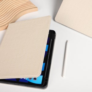 Weave Leather Beige iPad Book Cover Personalised iPad 9.7 10.2 Pro 11 10.5 12.9 inch Air 4 5 Mini 5 6 iPad Case Stand iPad Pro 2022