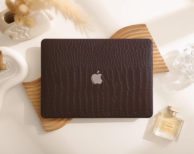 Dark Roast Crocodile Print Hard Case Cover for MacBook M2/M3 Air 13" Macbook Pro 13 14 16 15 Air 12 inch 2023 2022 Unique Laptop Case