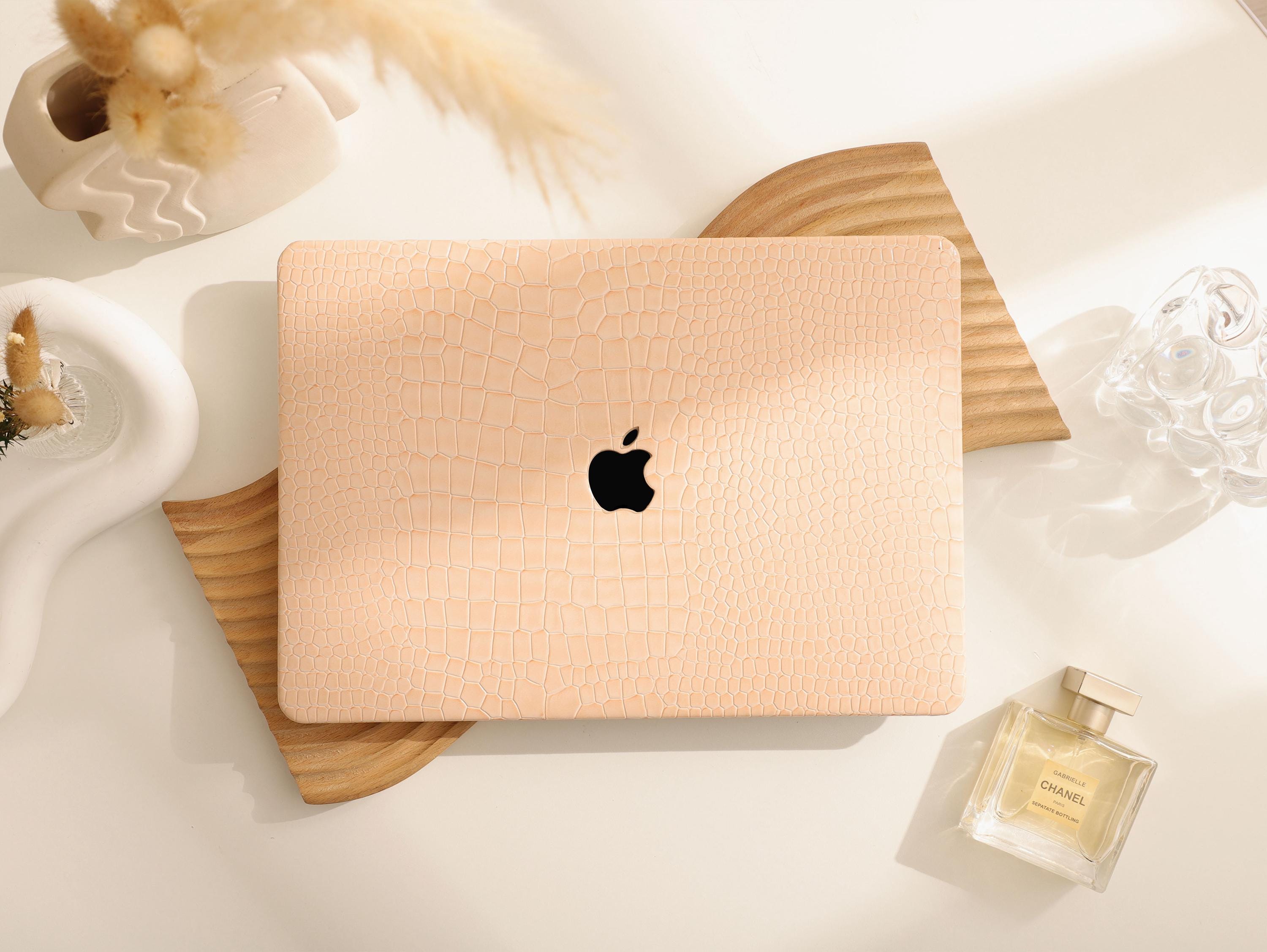 Peach Powder Crocodile Print Hard Case Cover for MacBook M2/M3 Air