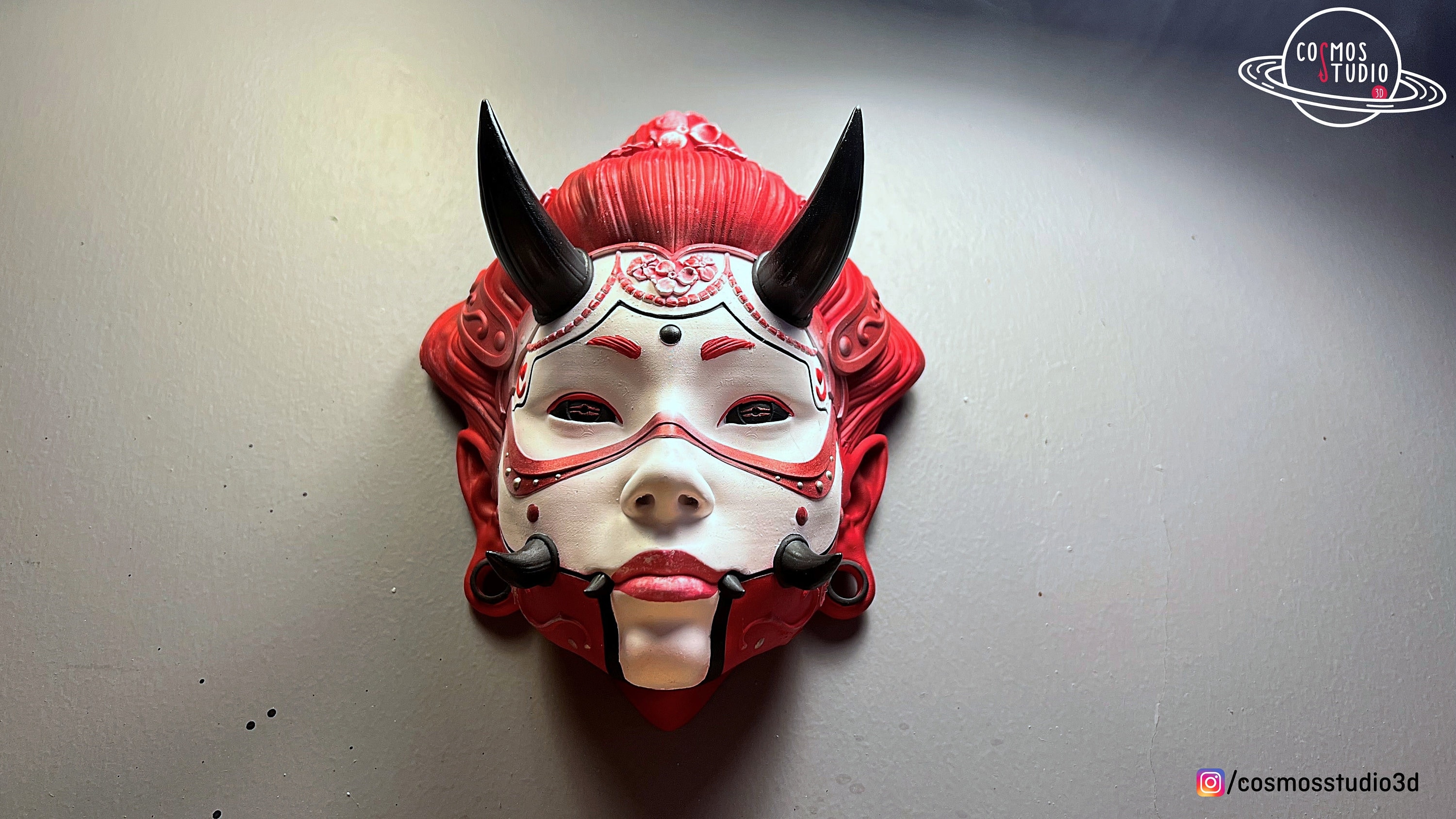 Маска Hannya демон киберпанк
