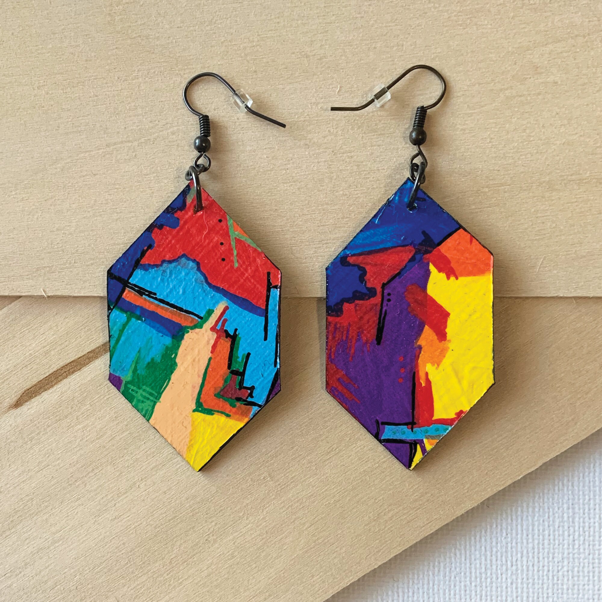 Hand painted wood earrings 20H Etsy.de