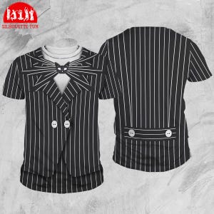 Puede incluir: Camiseta a rayas blancas y negras con dise&ntilde;o de esmoquin, que incluye pajarita y dos botones blancos. La parte trasera de la camiseta tambi&eacute;n tiene un patr&oacute;n de rayas con dos botones. Se puede ver el texto "SILHOUETTE FUN".