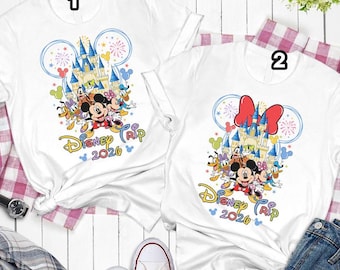 Camiseta Comfort Colors Disneytrip Mickey y sus amigos 2026, camiseta para viaje familiar a Disneyland, camiseta para Disneyworld, vacaciones en Disneyland, Magic Kingdom