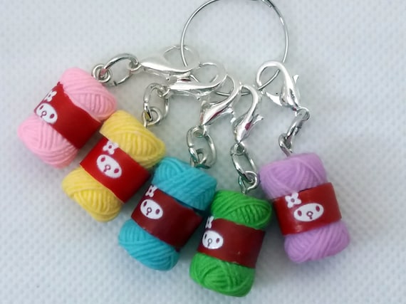 Stitch Markers, Résine pelotes laine, Marqueurs points, Marqueurs de progrès, Cadeau mignon pour le crochet et les accessoires de tricotage
