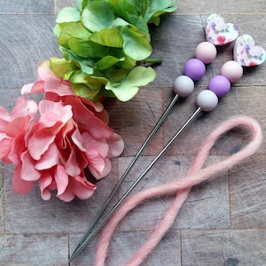Bâtons amigurumi (Amisticks), Bâtonnets de couture Amigurumi Outils de crochet et tricot, Thème Coeurs floraux, Bâtons de crochet et de tricot