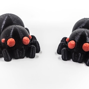 3D printed articulated mini spider| mini animal| mini spider| spider | fidget toy| moveable toy| moveable spider| 3d printed|