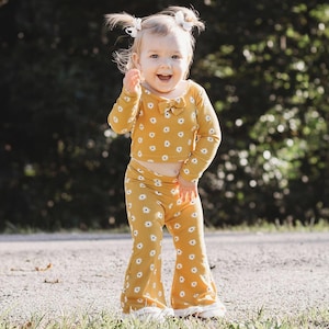 Bluebell Leggings PDF Sewing Pattern