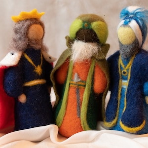Needle Felt Nativity Scene. Waldorf Holy Family. Christmas Original ...