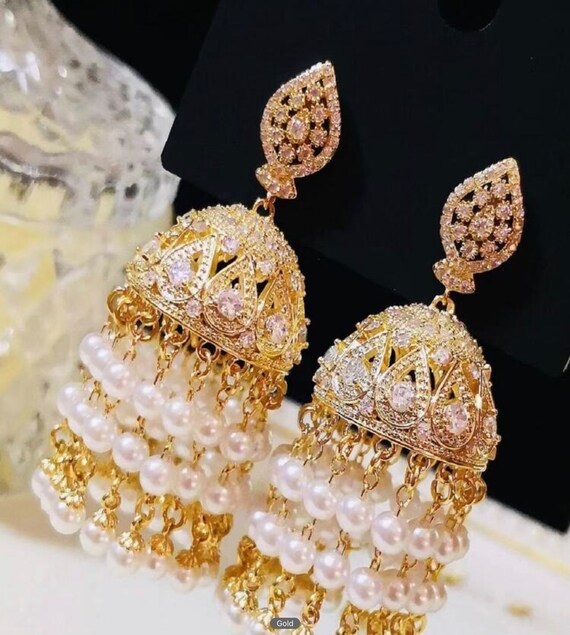 Peora Gold Plated Indian Traditional Kundan Pearl Chandbali Dangle Drop  Earrings for Women & Girls Wedding Bridal Gift Jewellery : Amazon.in:  Fashion