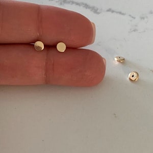 4MM Round Disc, Screw Back Stud, 14K Gold Dainty, Circle Dot Stud Earrings, Circle Studs, Round Tack Disc Earrings