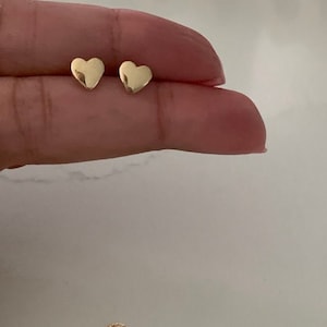 14K Solid Gold Shiny Heart Earrings | Heart Stud Earrings | Screw Back Stud Earrings | Gift for her | Everyday Earrings