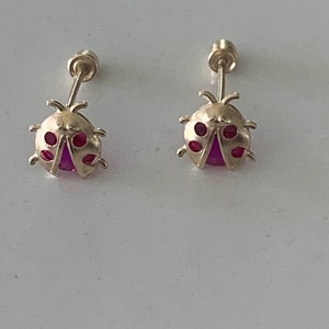 14K rote Lünette Marienkäfer Ohrringe, zierliche Ohrringe, Frauen Ohrringe, Kind Ohrringe, Solid Gold Marienkäfer, Gold Marienkäfer, Gold Ohrringe