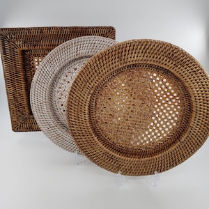 Vintage wicker plate - wicker under plate - trivet - wall decoration