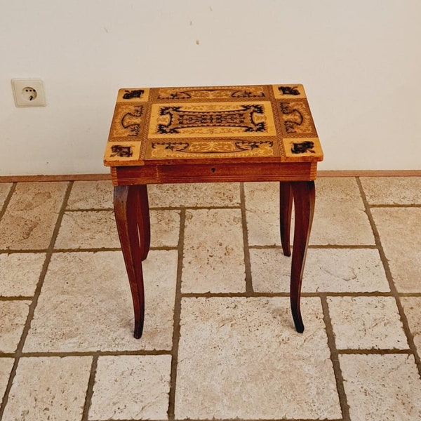 Italian music box table with wooden inlay