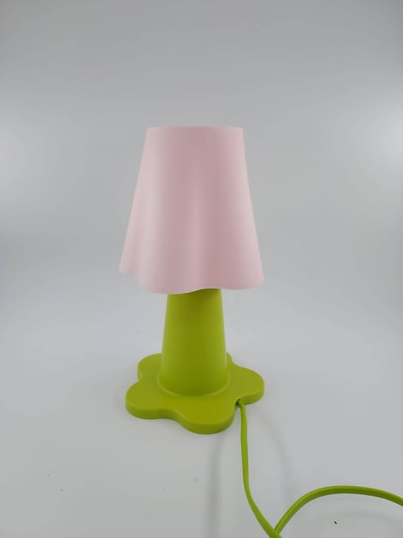 Lampada per bambini vintage IKEA rosa Mammut, lampada da tavolo, lampada da  scrivania, lampada da notte tipo B9822 -  Italia