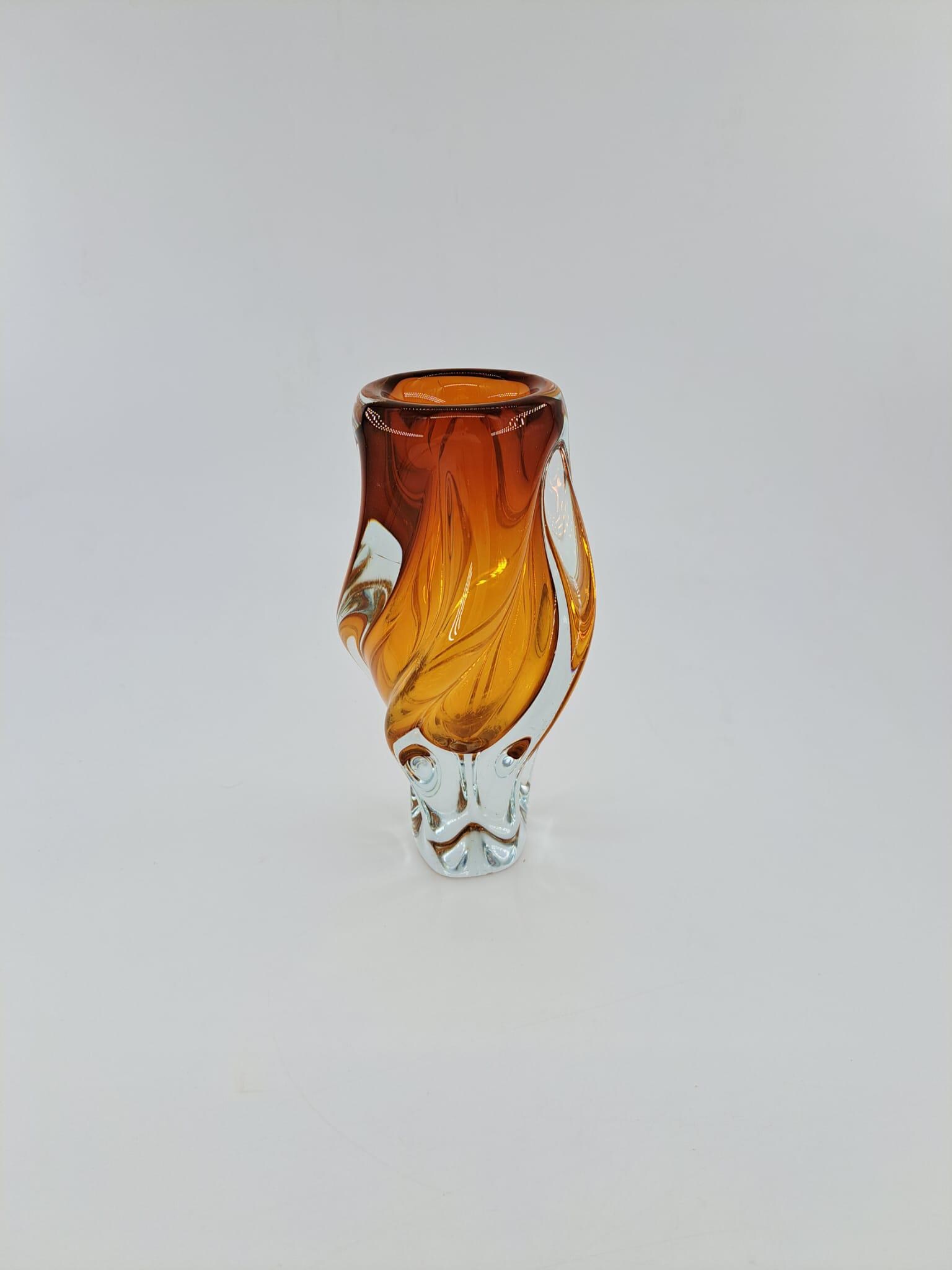 ねじれた花瓶 - Etsy 日本