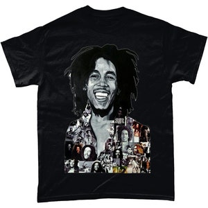 Op de afbeelding: Zwart T-shirt met een collage van afbeeldingen van Bob Marley. De collage heeft de vorm van Bob Marleys gezicht en bevat verschillende afbeeldingen van hem, waaronder foto's, illustraties en citaten.