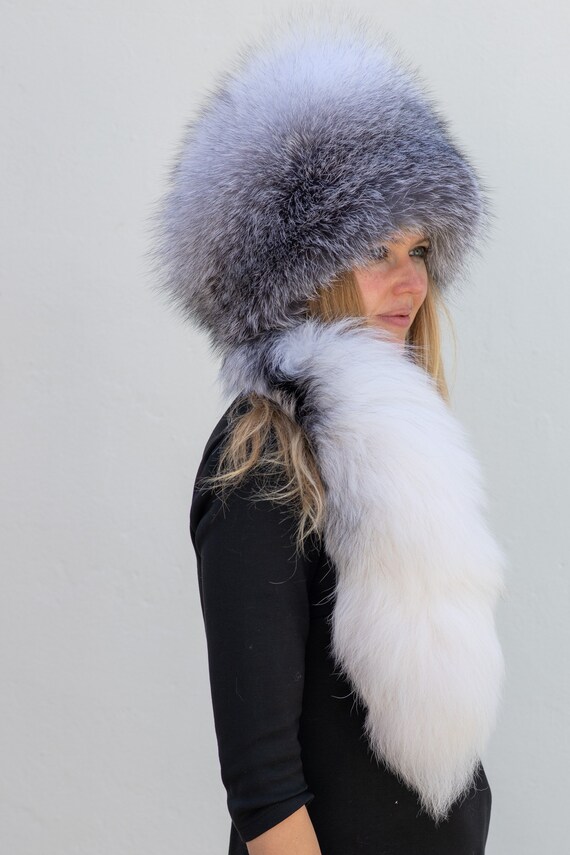 Natural Artic Fox Hat WITH TAIL Scandinavian Pelt Unisex Fur  display picture 2