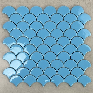 2&quot; x 1.75&quot; Blue Fish Scale Glass Mosaic Tile - EST000GF32