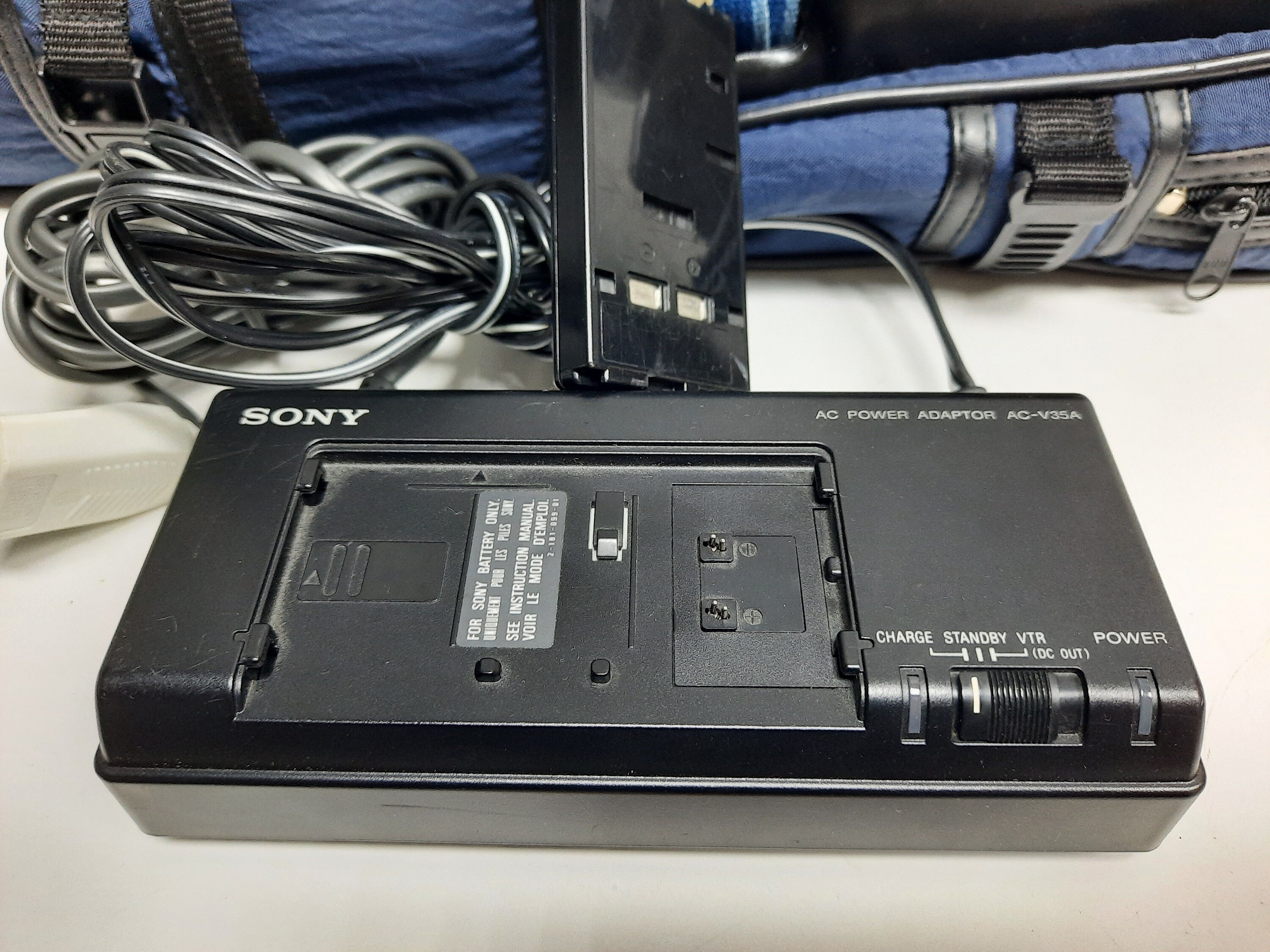 Sony Video Camera Recorder 8 CCDTR50E Charger Made in Japan Etsy Finland