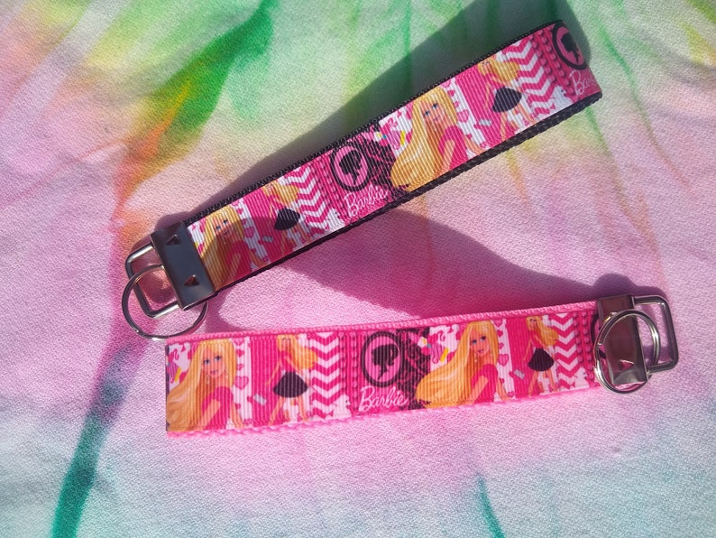 Pink or Black Keychain - Etsy