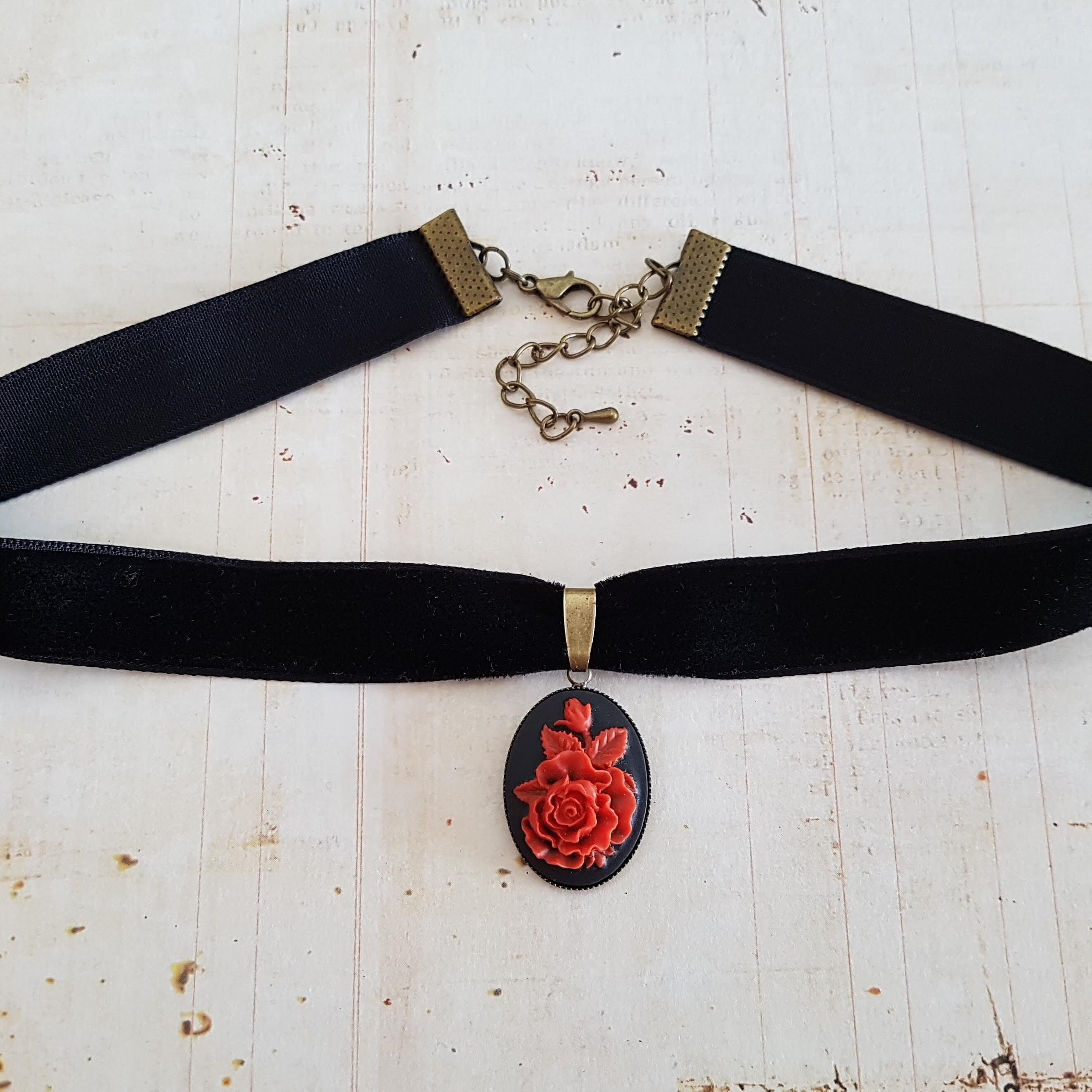 Gothic Victorian Black Velvet Ribbon Black/Red Rose Flower Choker Necklace  LN026