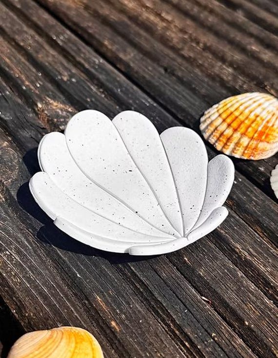 SHELL TRINKET DISH White Speckled Trinket Dish, Jewellery Holder